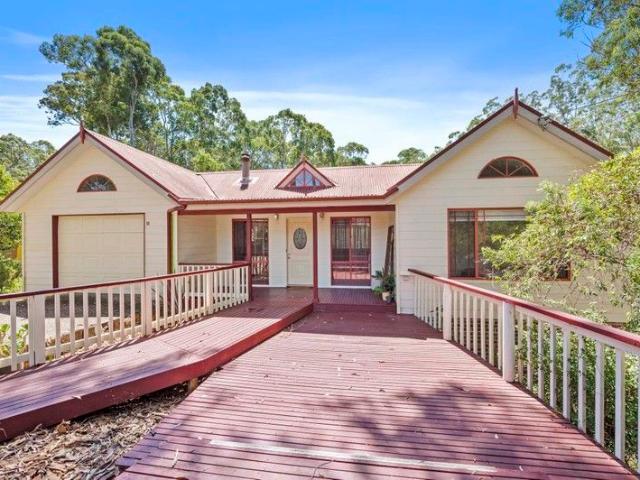 A Rare Opportunity in Sought After Mossy Point