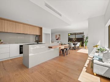 Canberra, Australian Capital Territory, Yass Valley, Victoria