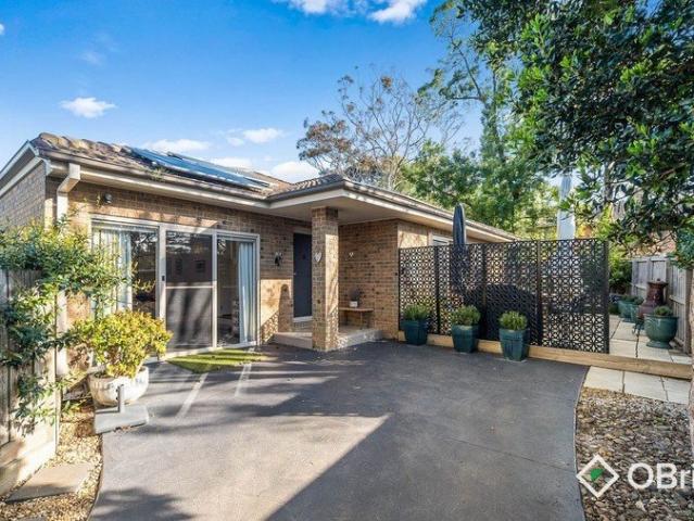 A Rare Opportunity on Olivers Hill