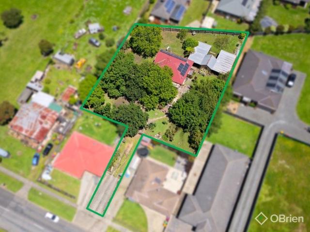 A Rare Opportunity Spacious Block with Development Potential in the Heart of Longwarry