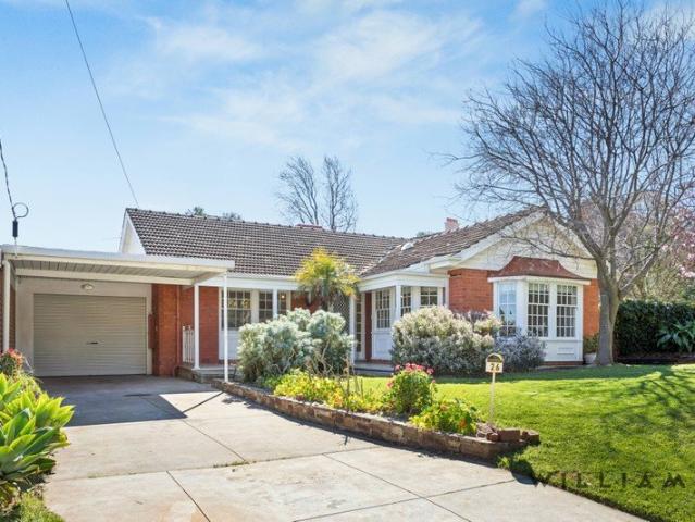 A RARE OPPORTUNITY TO BUY INTO THIS BEAUTIFUL LOCATION AT AN AFFORABLE PRICE