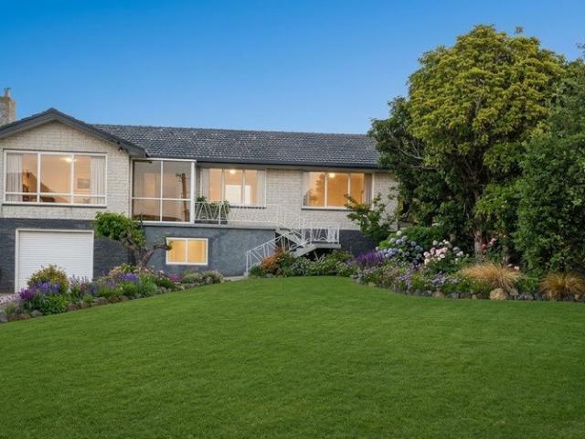 A RARE OPPORTUNITY to SECURE a QUALITY HOME in a PRESTIGIOUS LOCATION with VIEWS, SPACE and ENDLESS POTENTIAL
