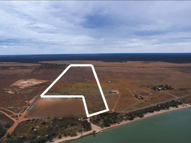 A Rare Lakeside Opportunity 40.35ha of Uninterrupted Lake Bonney Views
