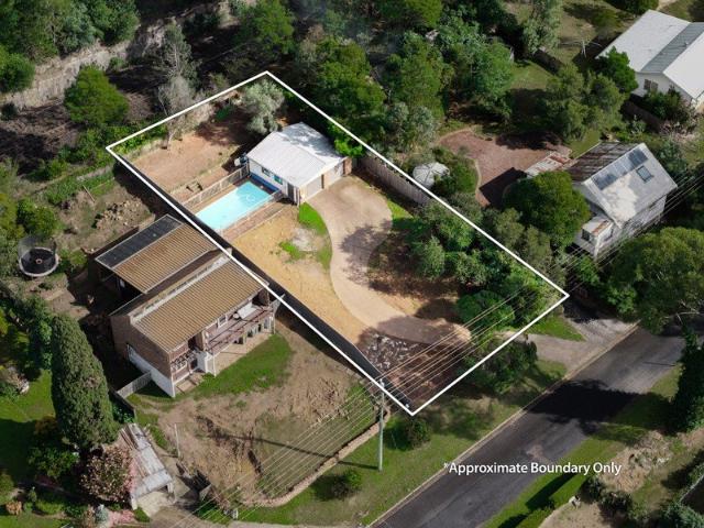 A Rare Land Opportunity in the Heart of Picton