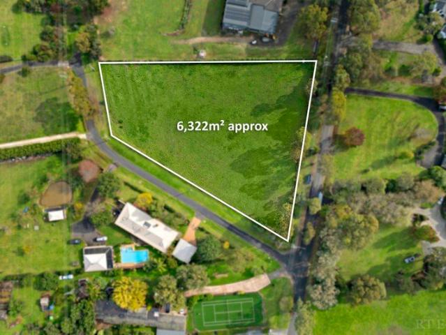 A Rare Landholding Opportunity in Prestigious Templestowe