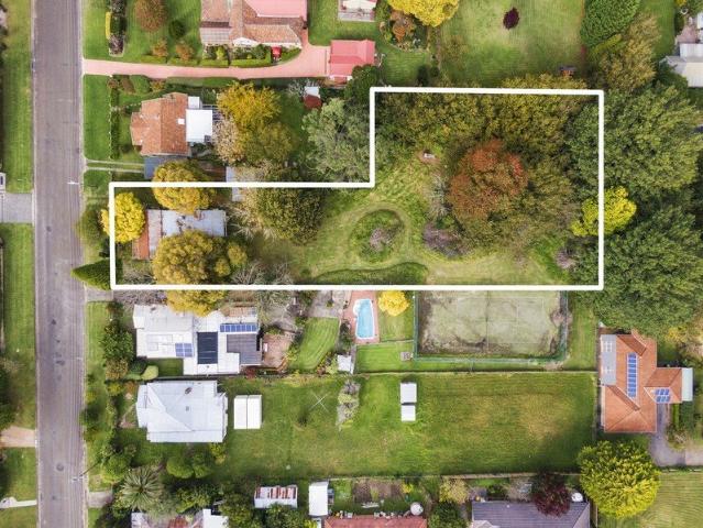 A rare large 3007m2 block with option for a further 4047m2 block adjoining