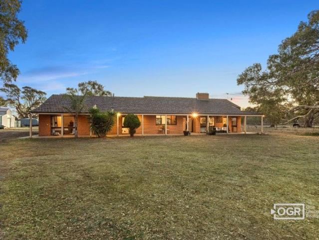 A Rare Lifestyle Opportunity on 20 Acres in Thriving Mernda