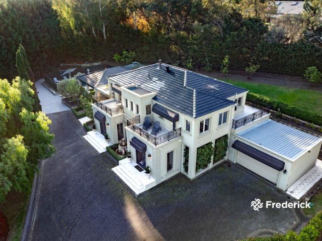 A Rare Lifestyle Retreat on Expansive Grounds