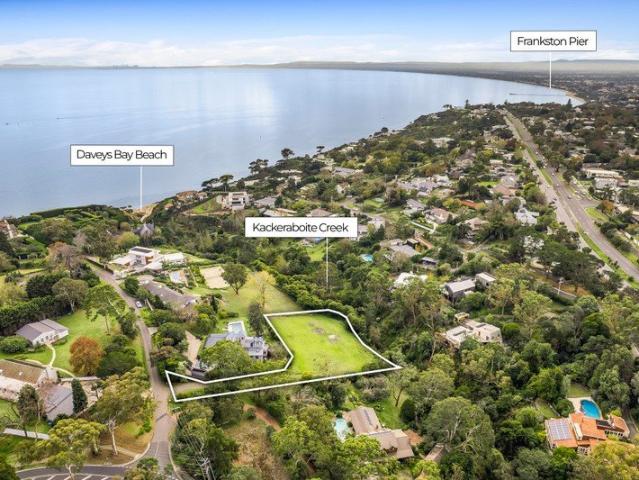 A Rare Mount Eliza Offering