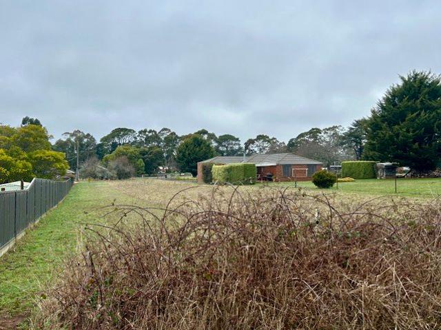 A Rare Slice of Country Serenity No 27 Eldon Street, Glenlyon