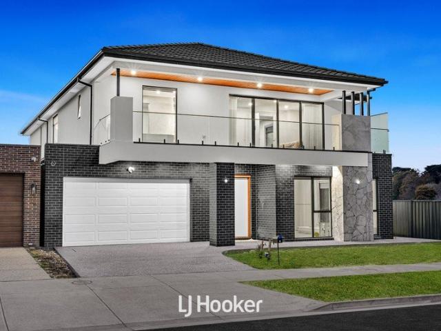 A Rare Statement of Contemporary Luxury in Berwick