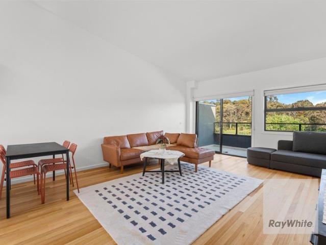 A Rare Parkside Outlook with Space, Style & Serenity
