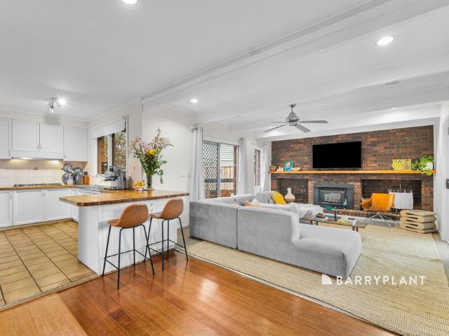 A Rare Rental Opportunity in Prestigious Narre Warren North
