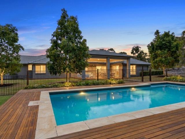 A Rare Rural Gem with Lagoon, Lifestyle & Potential