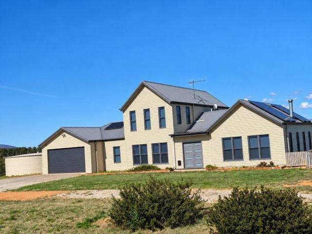 A Rare Rural Lifestyle Property Within Easy Reach of Canberra