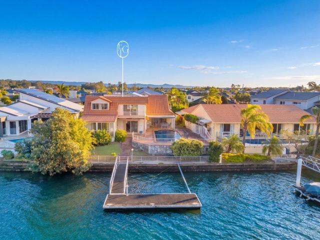 A Rare Waterfront Estate Offered for the First Time in Over 30 Years