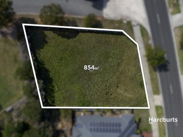 A Rare Windermere Opportunity Elevation, Views & 854m² of Possibility