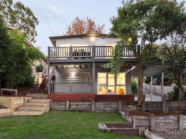 A Rare Townhouse with Large Land & Parkland Views