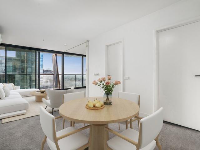 A Rare Top Floor Corner Sanctuary with Breathtaking Northern Aspect