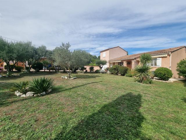 A Régusse, charmante villa avec piscine et garage 106m² Régusse