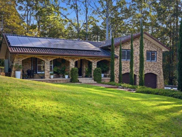 A Refined Boambee Retreat Surrounded by Nature