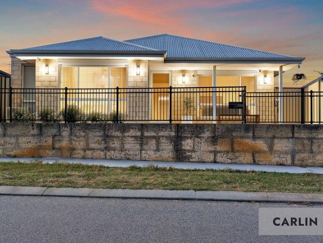 A Refined Retreat Effortless Elegance Opposite Botany Park
