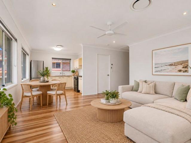 A Relaxed Coastal Lifestyle with Space to Make Your Own