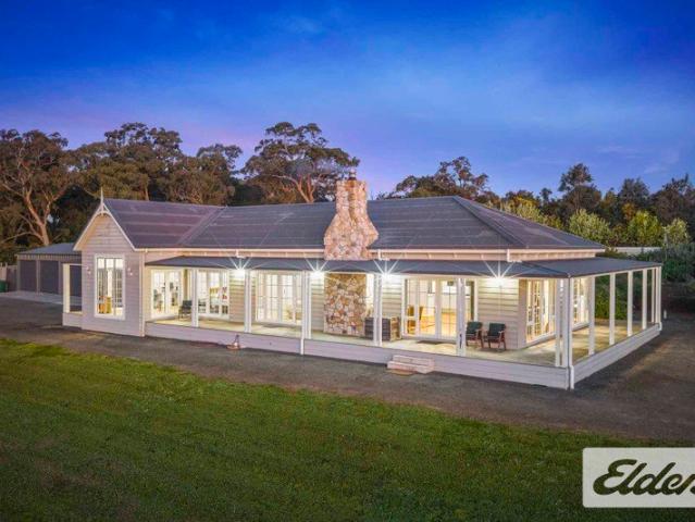A Remarkable Lifestyle Property Surrounded by Country