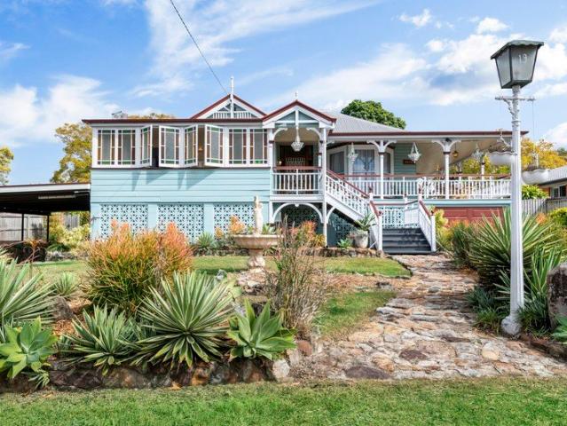 A Remarkable Piece of Ipswich History with Space for the Whole Family