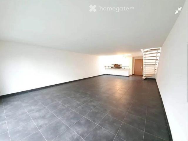 À REMETTRE RAPIDEMENT – Apparemment 3,5 pièces de 116m2, avec jardin et 30m2 de terrasses