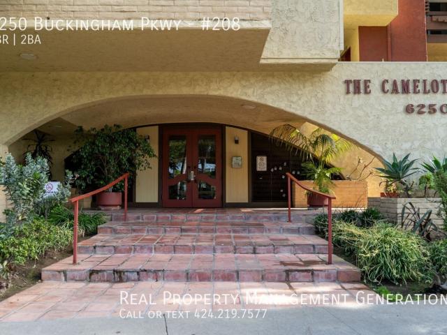 A Rememberable Fox Hills Condo