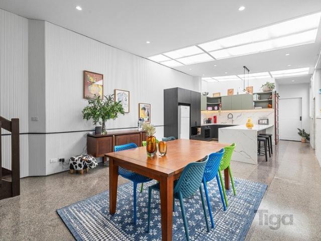 A Renovated Collingwood Character Home With Real Flexibility