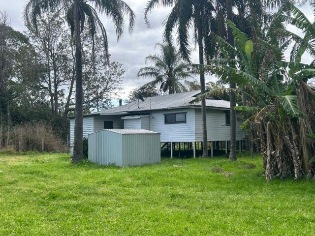 A Renovated Country Gem on an Impressive Double Block