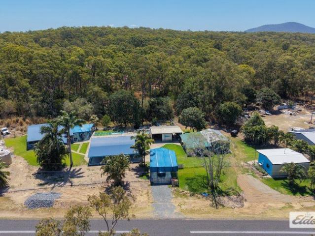 A Renovator's Acreage Opportunity Close to Town!