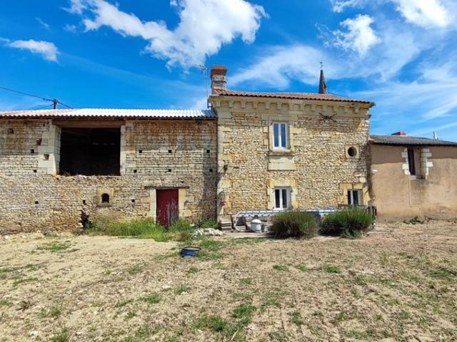 A RENOVER, ANGLIERS 86330, maison en pierre