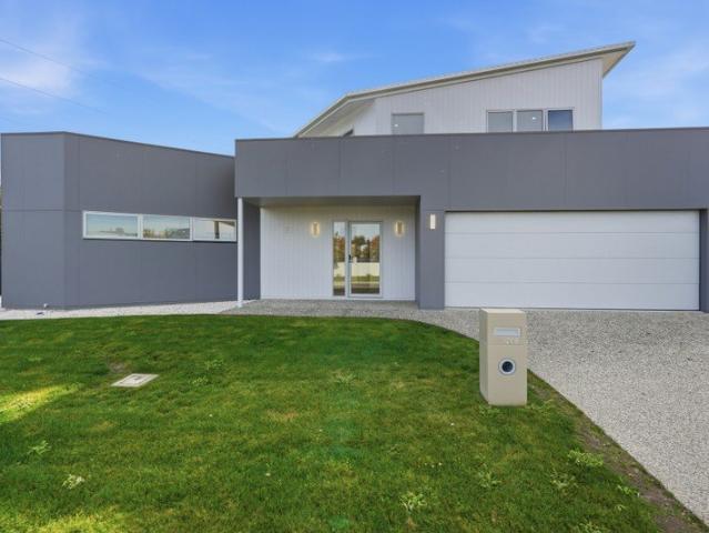 A residence with as many facets as a diamond
