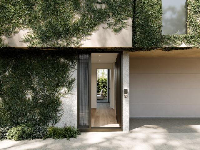 A Residence Shaped by Its Natural Setting