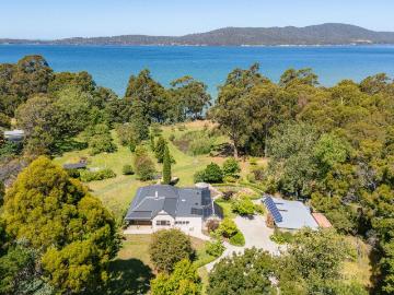 House for sale in Gordon, Kingborough - Air conditioning