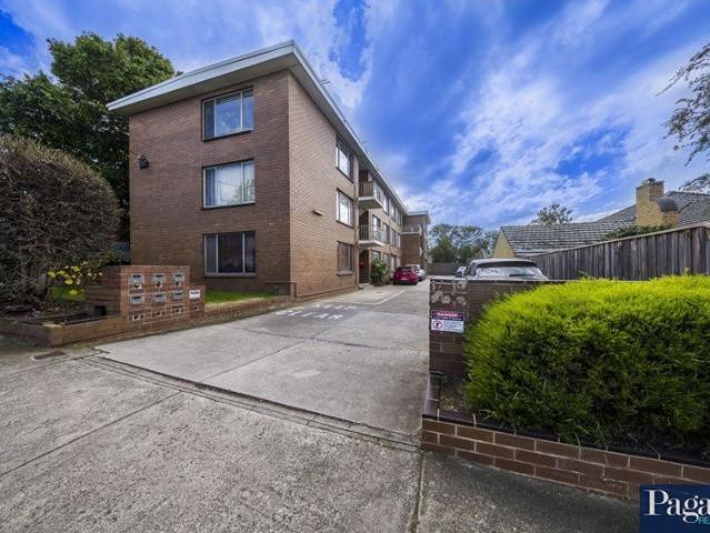 A Retro Classic with Exceptional Space