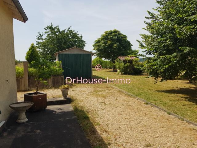 A Ribérac, Maison Traditionnel T6, + 90 m² Habitable, 4 chambres et Terrain + 1500 m²