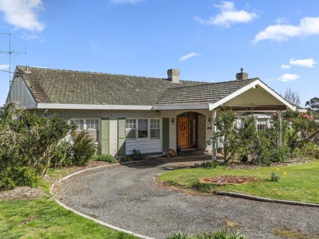 A Riverfront Home with Room to Belong