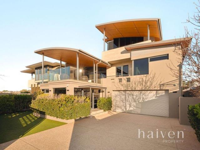 A riverside entertainer's paradise