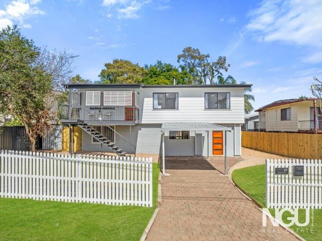 A STANDOUT DUAL LIVING OPPORTUNITY WITH HIGH END FINISHES & INCOME POTENTIAL