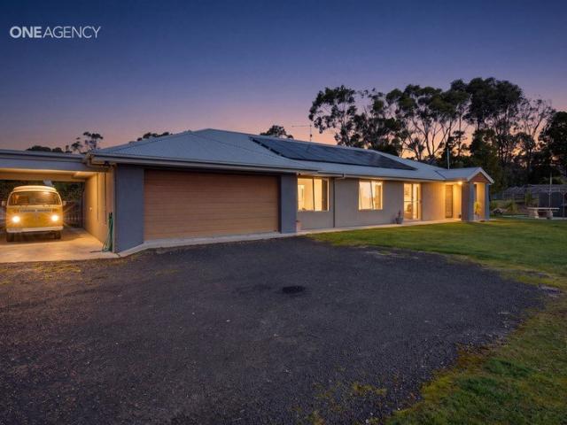 A Standout Port Sorell Package