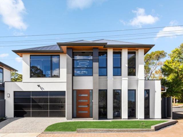 A Statement Home of Architectural Elegance & Contemporary Luxury