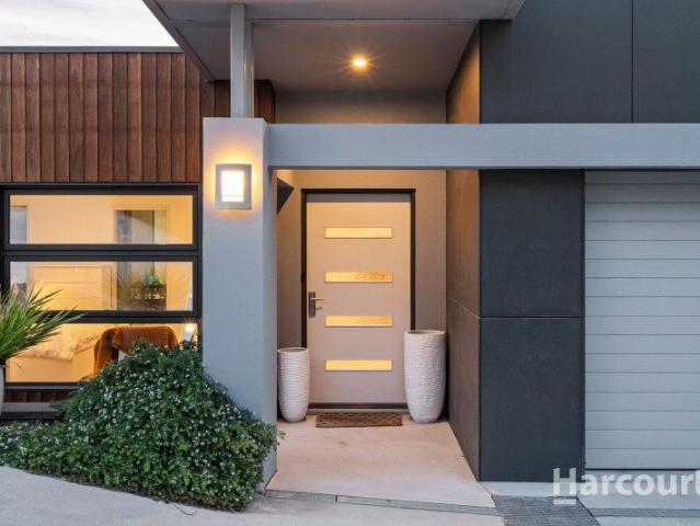A Statement Home of Impressive Scale