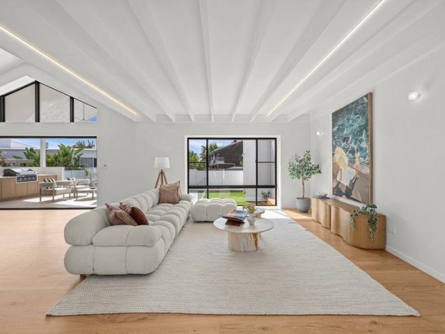 A Statement in Coastal Luxury, Turn Key Burleigh Waters Residence