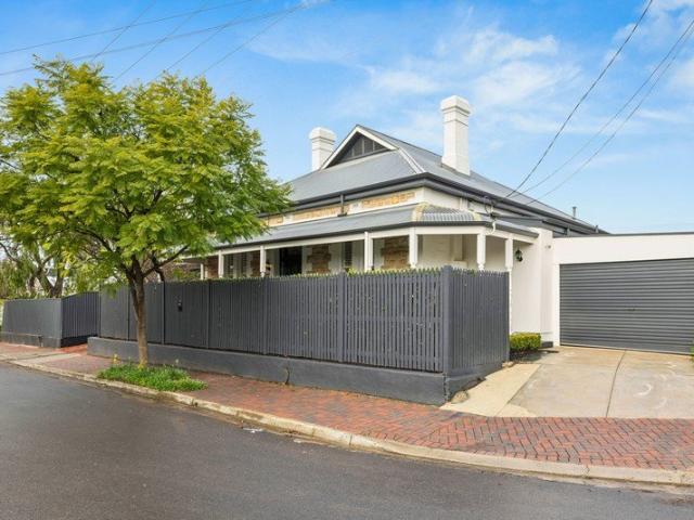 A Statement in Style C.1910 Sandstone Villa: Elegance Reimagined for Contemporary Family Living