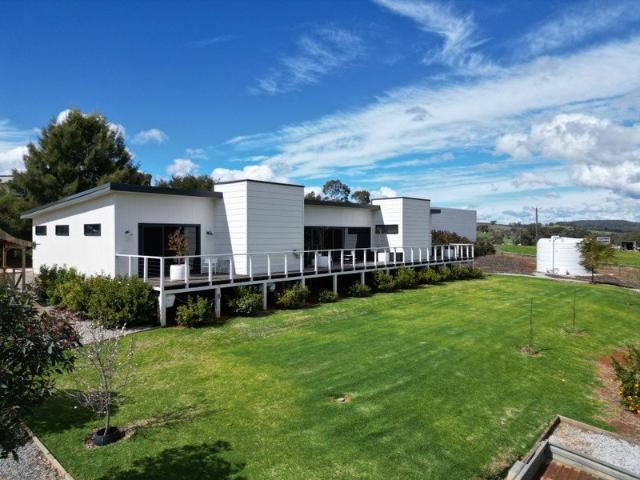 A Statement of Style, Space & Sweeping Views