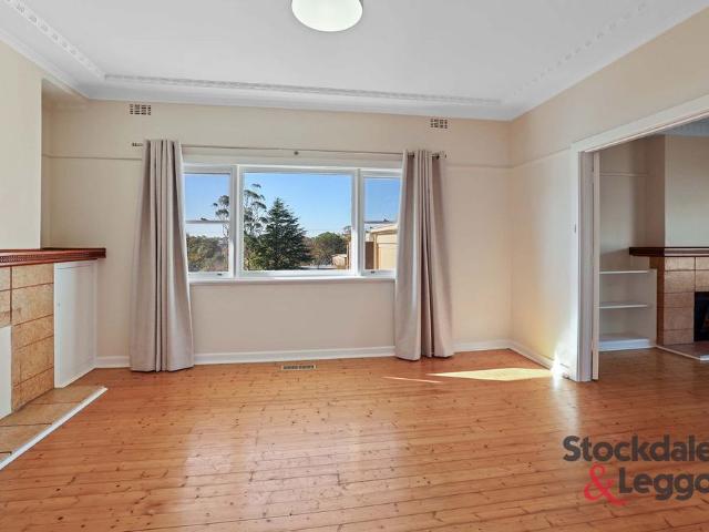 A stone throw away from Warragul's Civic Park